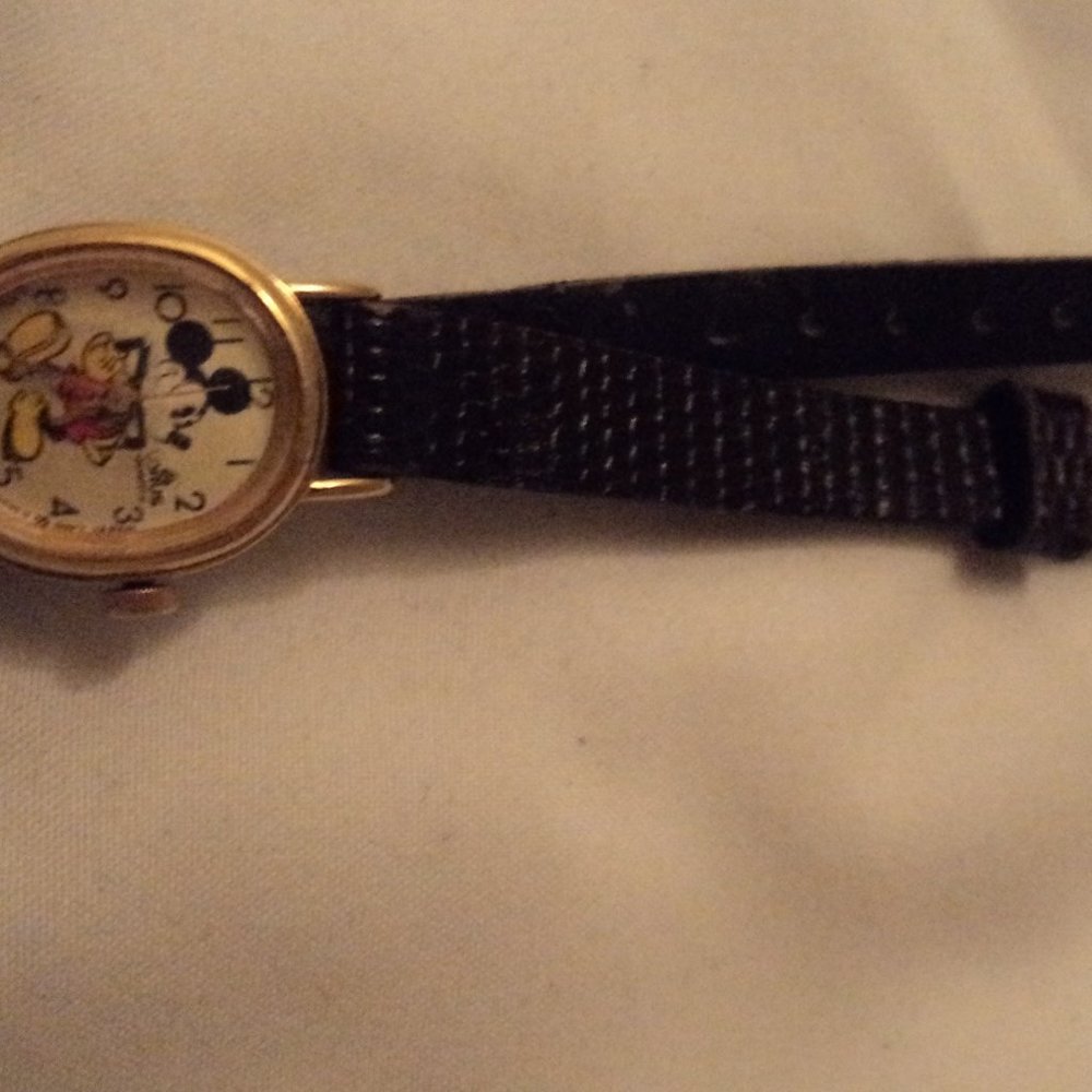 Mickey Lorus Quartz ladies Watch